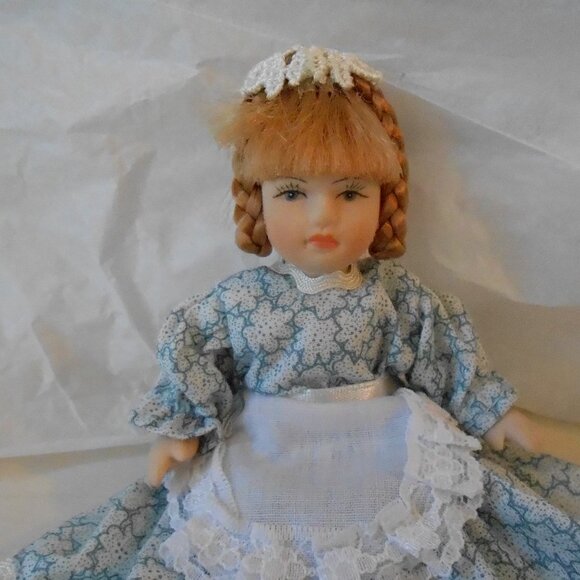 Vintage 5"T All Bisque Jointed Doll Long Sleeve Dress & Apron Braided Red Hair - Picture 3 of 7